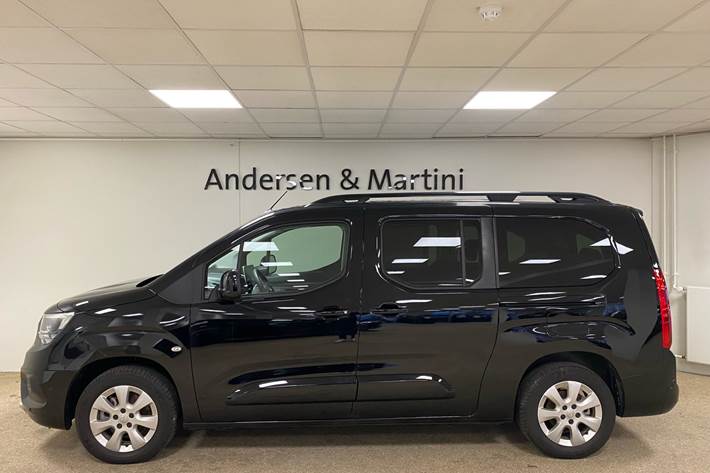 Sort Opel Combo-e Life fra 2023