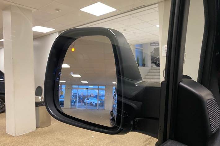 Sort Opel Combo-e Life fra 2023