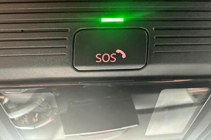 Blå Cupra Born fra 2023