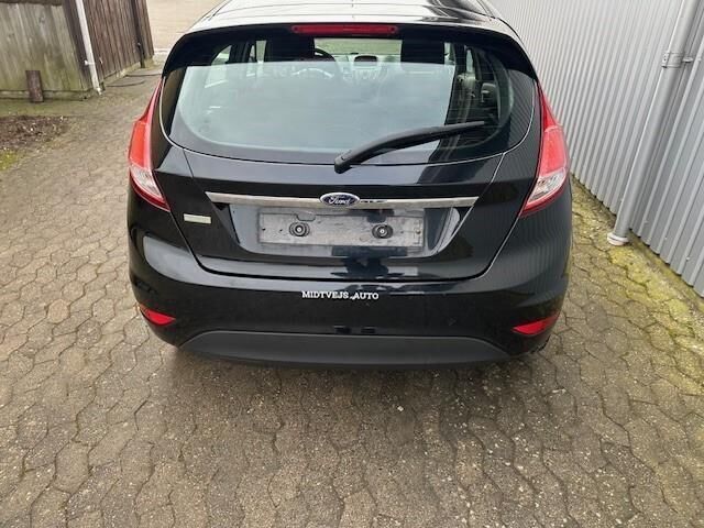 Sort Ford Fiesta fra 2013