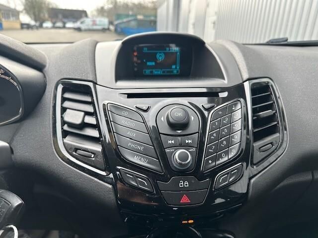 Sort Ford Fiesta fra 2013