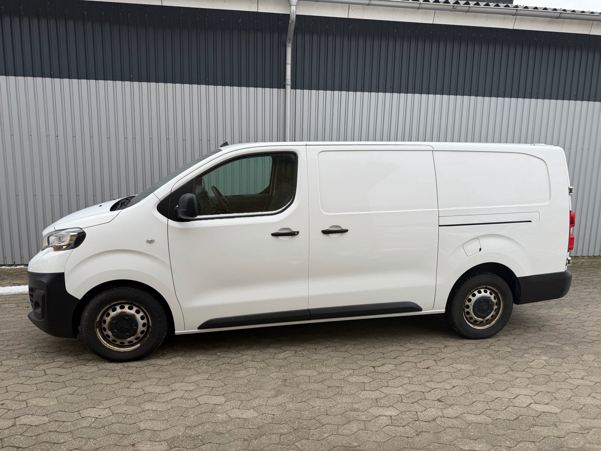 Peugeot Expert 2,0 L3 Plus BlueHDi 150HK Van 6g