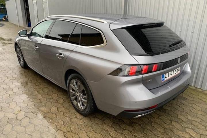 Grå Peugeot 508 fra 2020