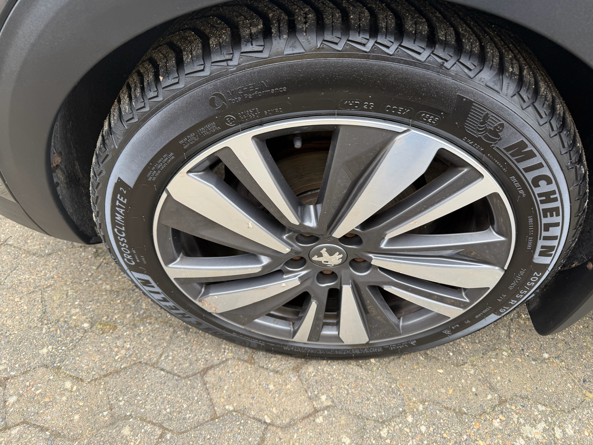 Peugeot 3008 1,6 BlueHDi Allure 120HK 5d 6g