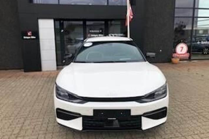 Hvid Kia EV6 fra 2024