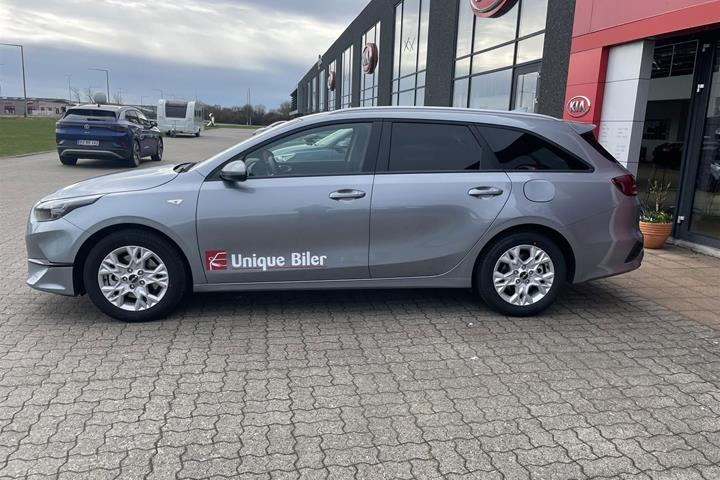 Sølv Kia Ceed fra 2024