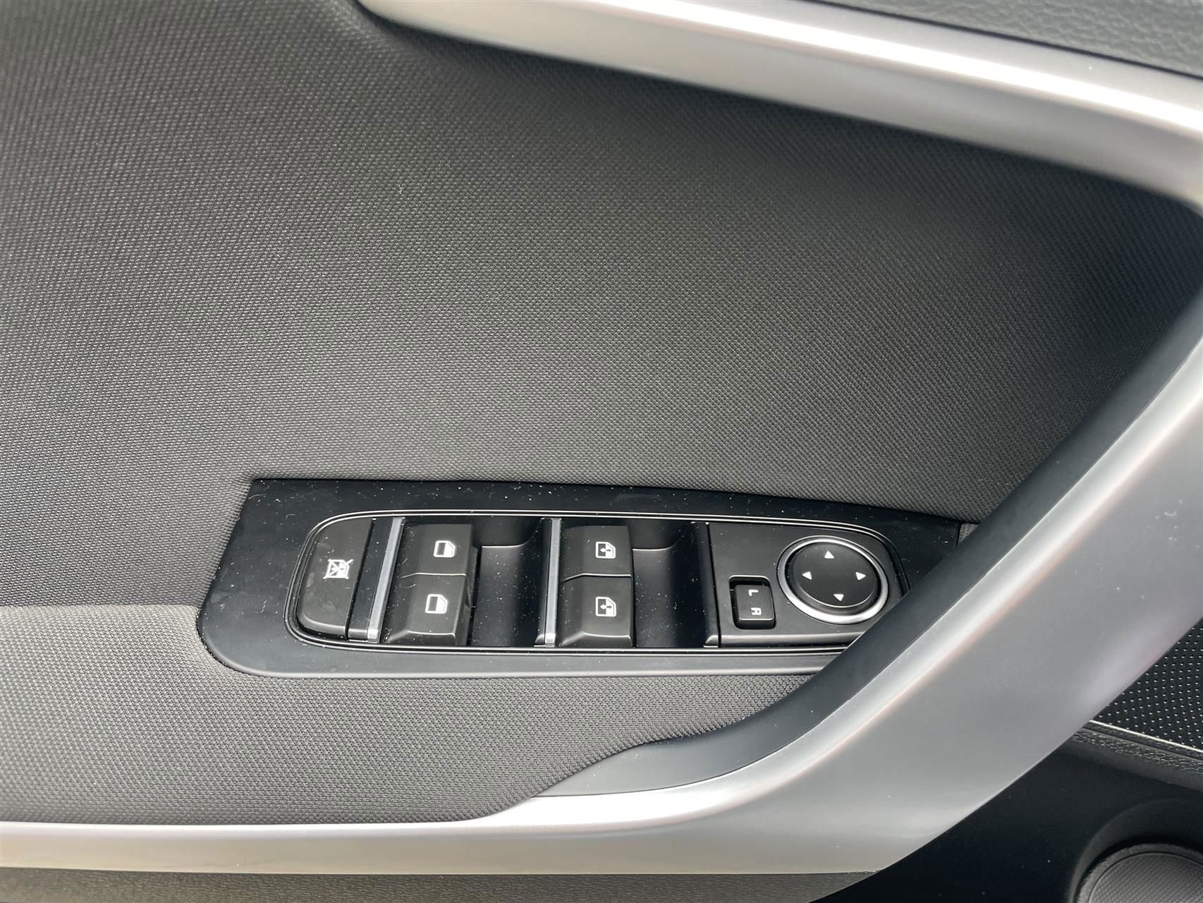 Sølv Kia Ceed fra 2024