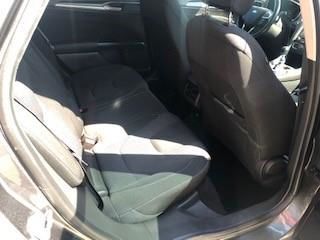 Sort Ford Mondeo fra 2016