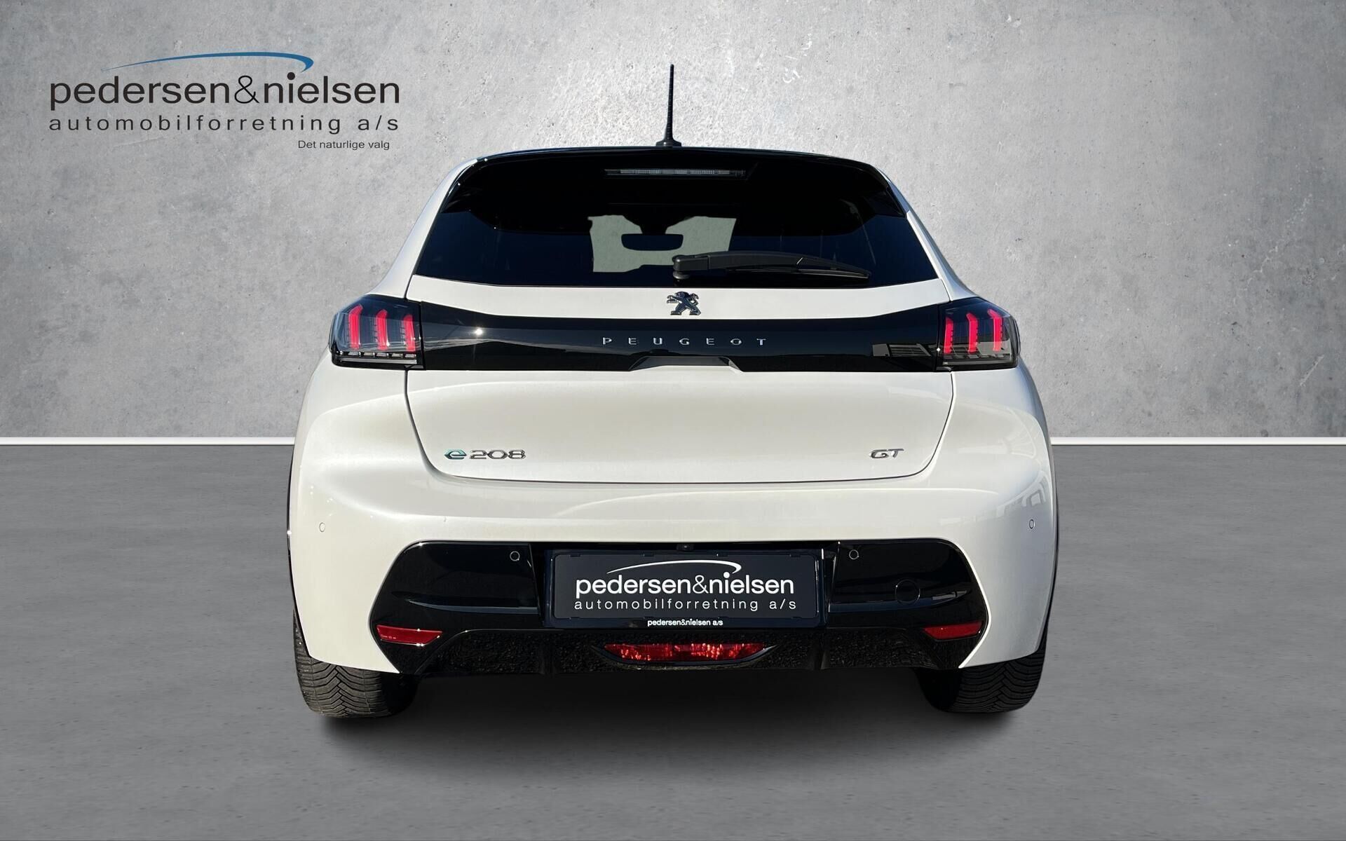 Hvid Peugeot e-208 fra 2020