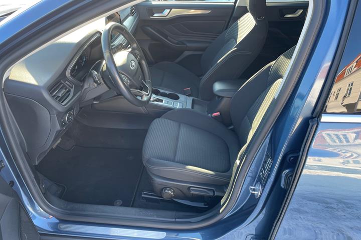Blå Ford Focus fra 2019