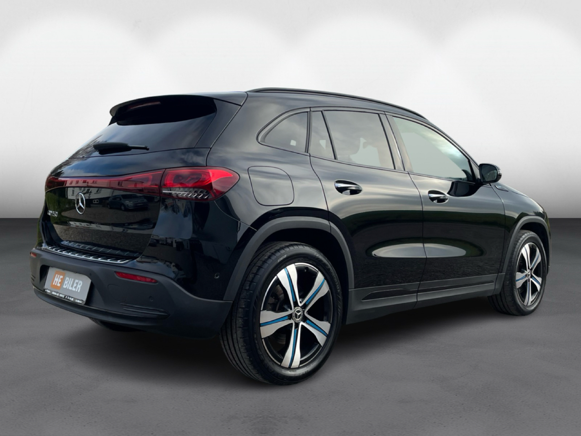 Sort Mercedes EQA 250 fra 2021