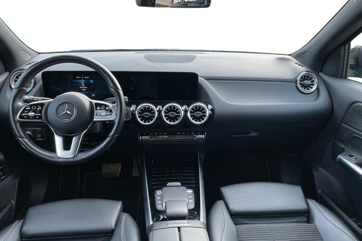 Sort Mercedes EQA 250 fra 2021