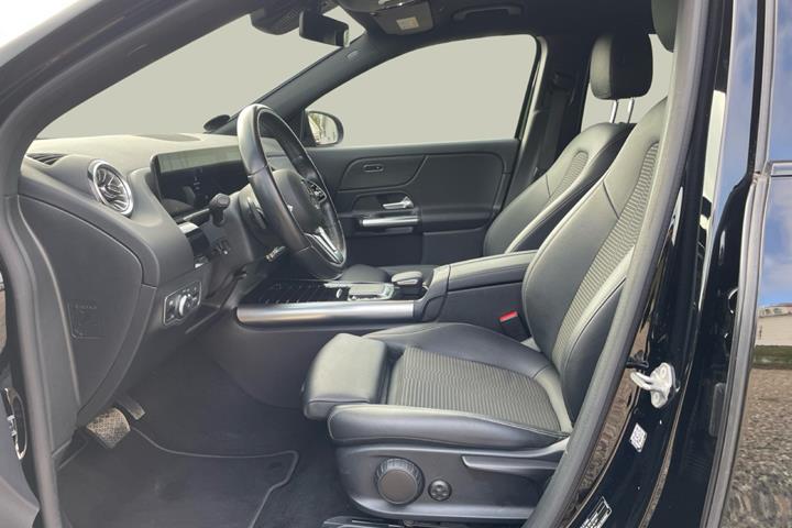 Sort Mercedes EQA 250 fra 2021
