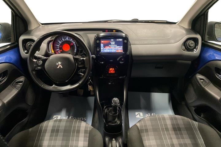 Blå Peugeot 108 fra 2019