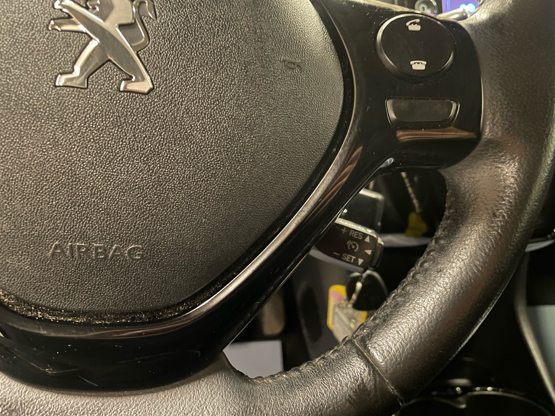 Blå Peugeot 108 fra 2019