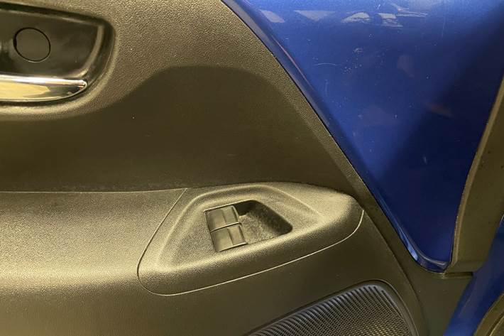 Blå Peugeot 108 fra 2019