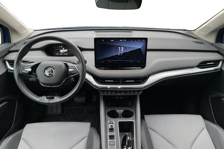 Blå Skoda Enyaq iV fra 2021 set indefra