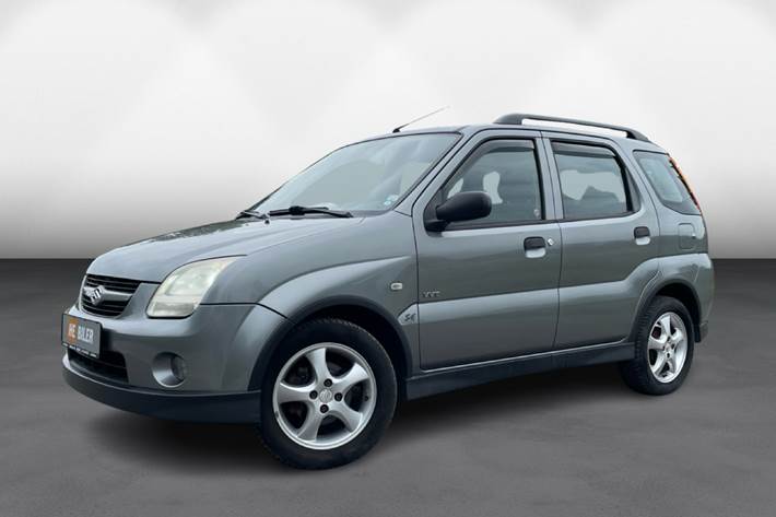Grå Suzuki Ignis fra 2005 set udefra