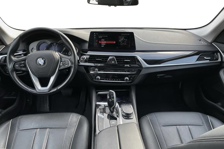Sort BMW 520d fra 2018