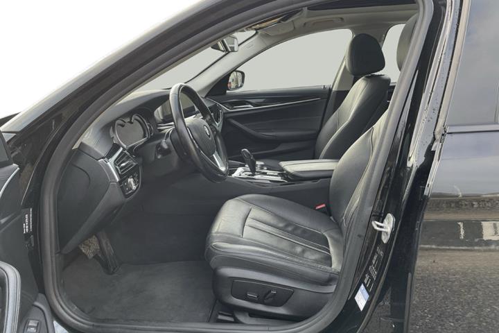 Sort BMW 520d fra 2018