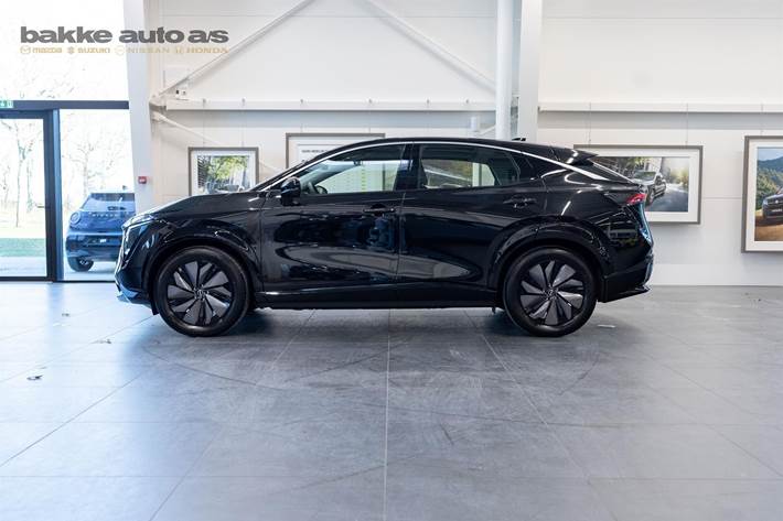 Sort Nissan Ariya fra 2025