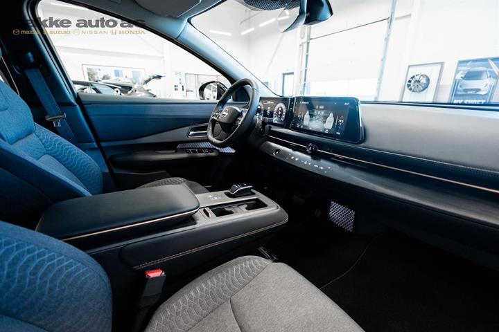 Sort Nissan Ariya fra 2025