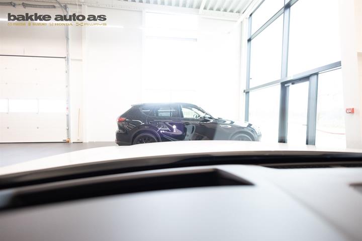 Hvid Mazda CX-60 fra 2022