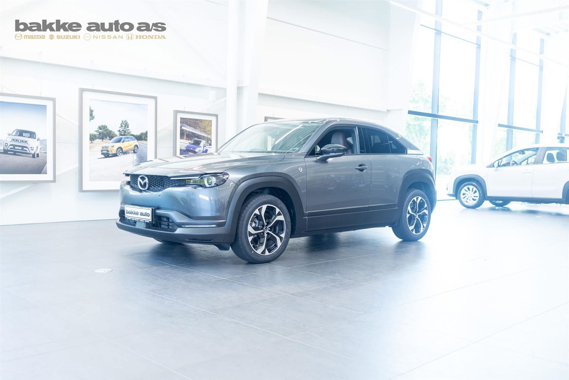 Mazda MX-30 0,8 e-Skyactiv R-EV  Plugin-hybrid Advance 170HK 5d Trinl. Gear