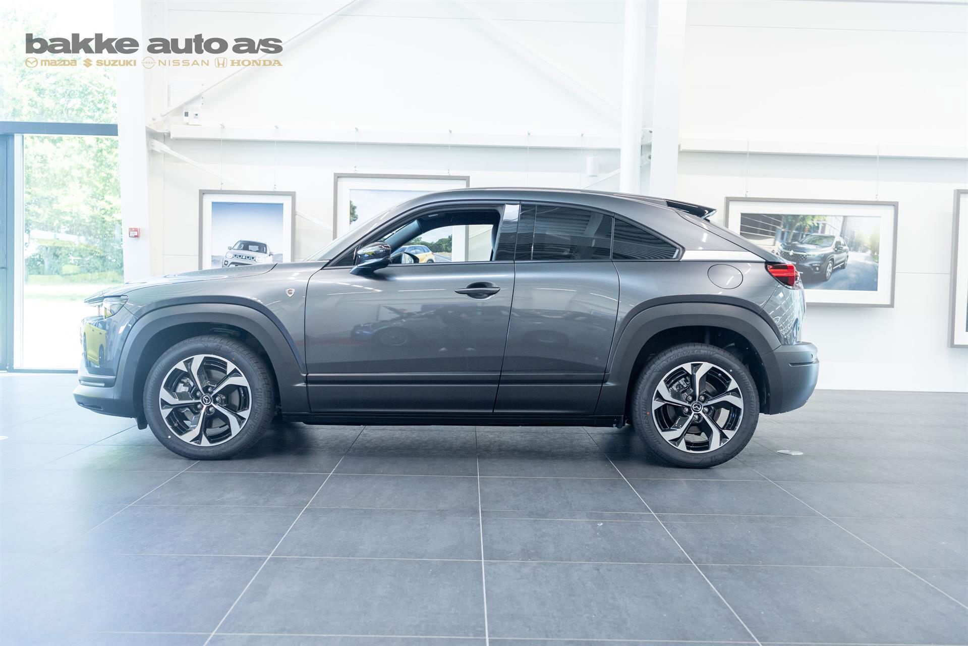 Mazda MX-30 0,8 e-Skyactiv R-EV  Plugin-hybrid Advance 170HK 5d Trinl. Gear