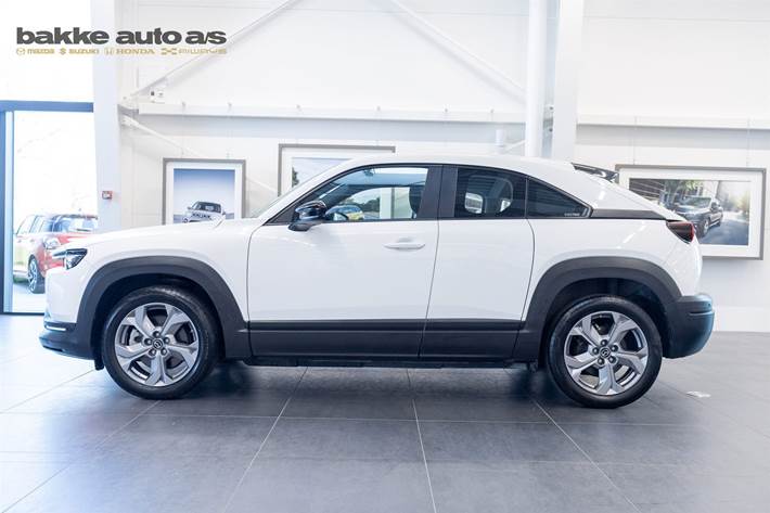 Hvid Mazda MX-30 fra 2022