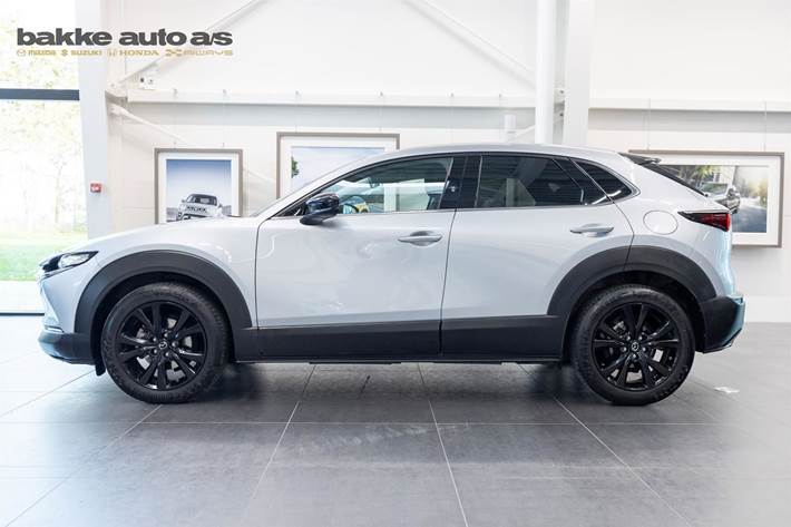 Grå Mazda CX-30 fra 2023