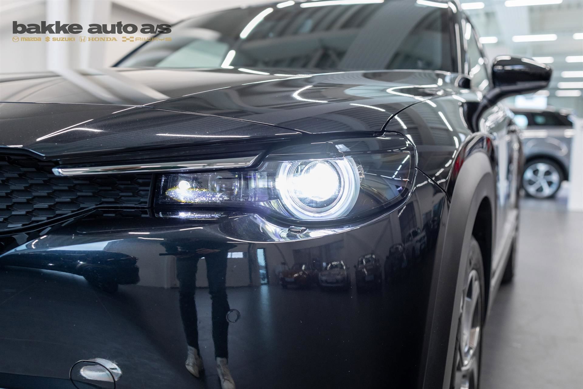 Mazda MX-30 e-Skyactiv Makoto 145HK 5d Aut.