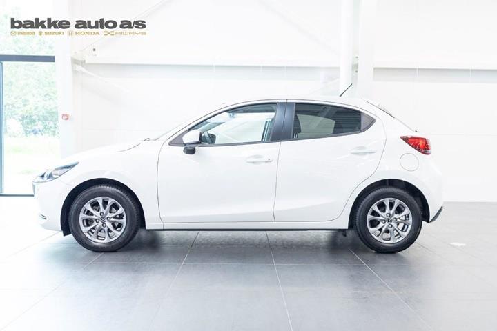 Hvid Mazda 2 fra 2023