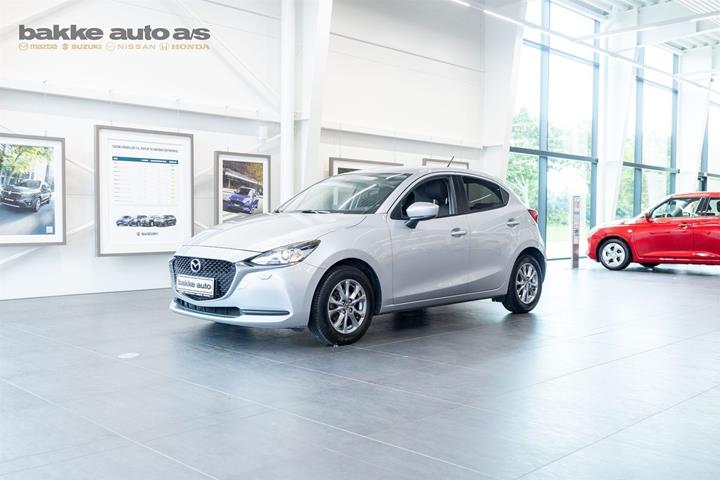 Grå Mazda 2 fra 2023