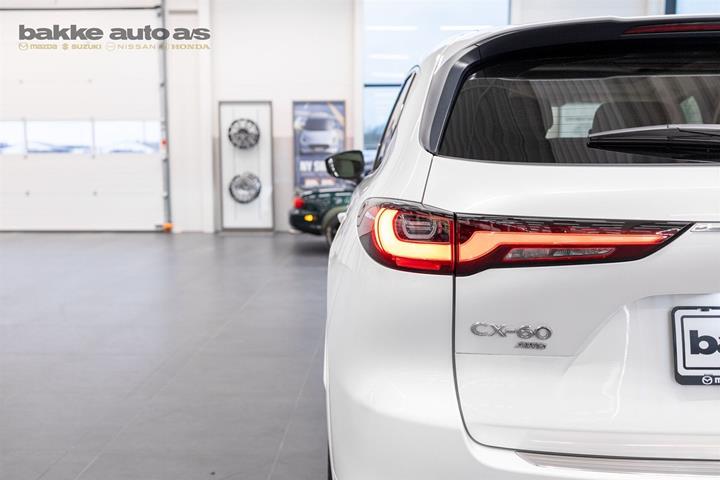 Hvid Mazda CX-60 fra 2022