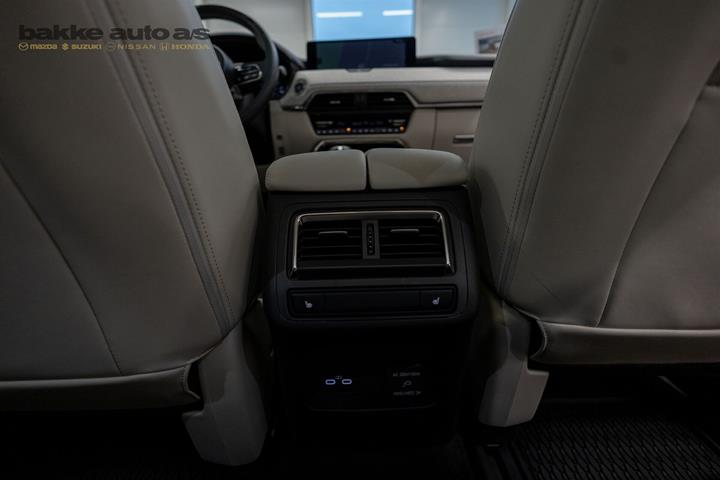 Hvid Mazda CX-60 fra 2022