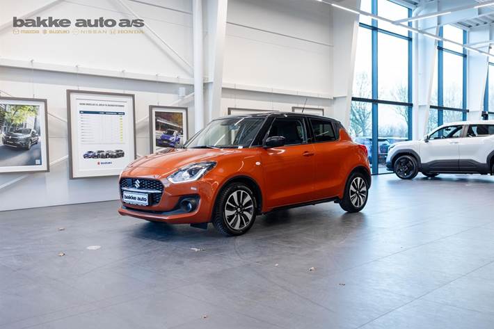 Orange Suzuki Swift fra 2023 set udefra