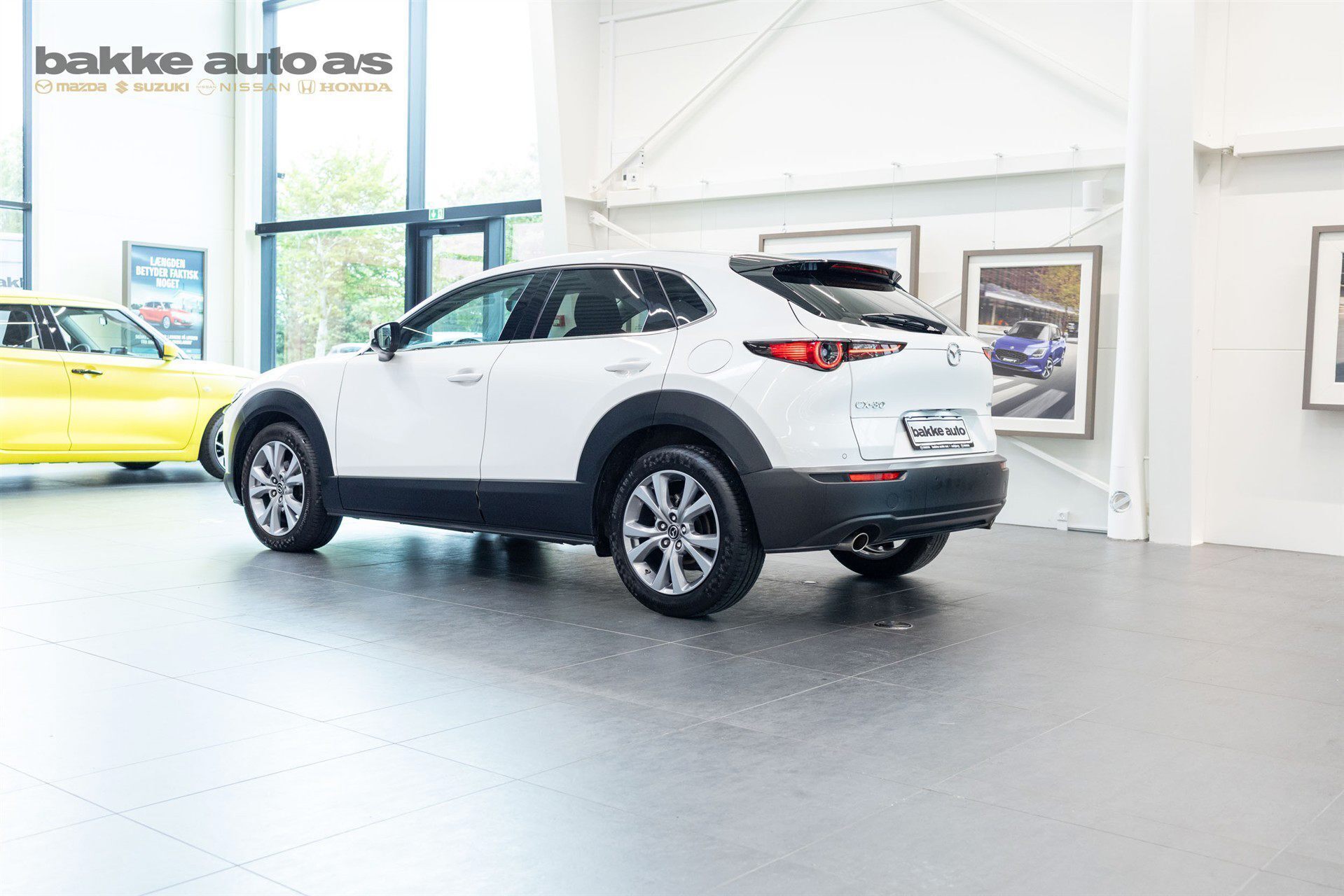 Hvid Mazda CX-30 fra 2021