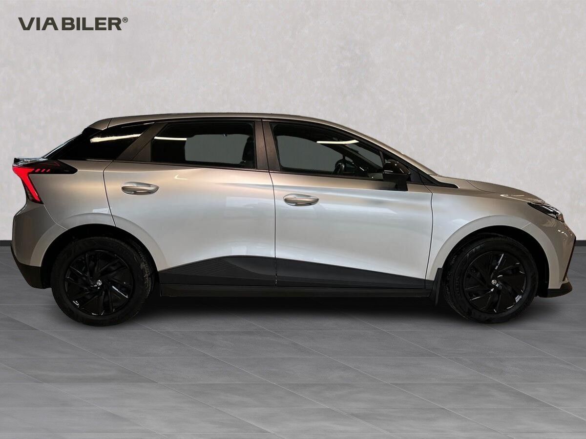 Sølv MG MG4 Electric fra 2023