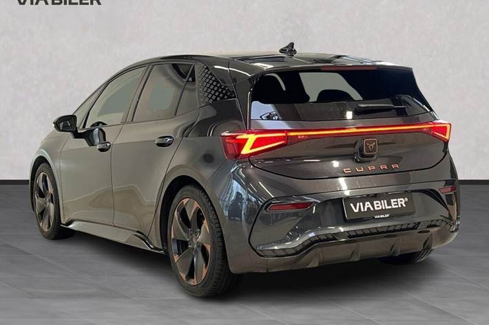 Grå Cupra Born fra 2021