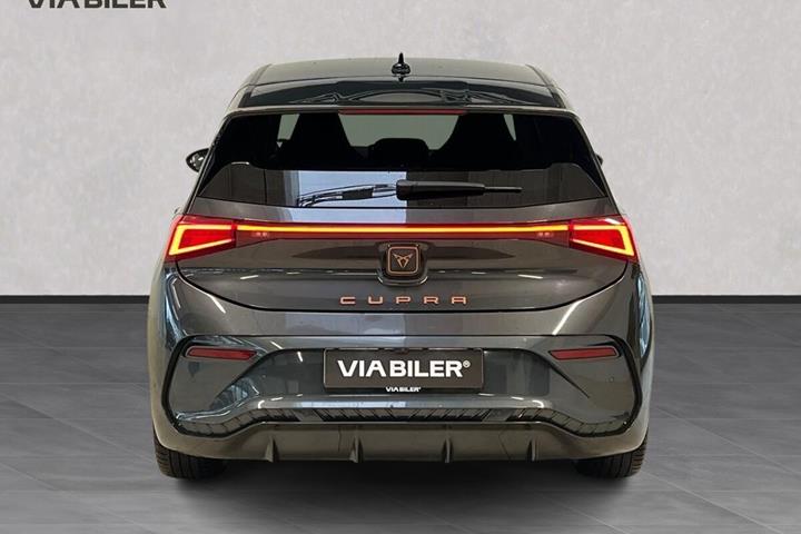 Grå Cupra Born fra 2021