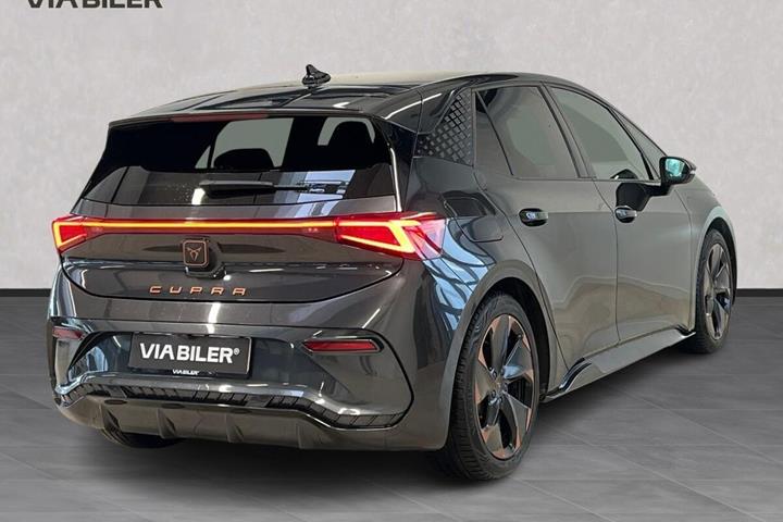 Grå Cupra Born fra 2021