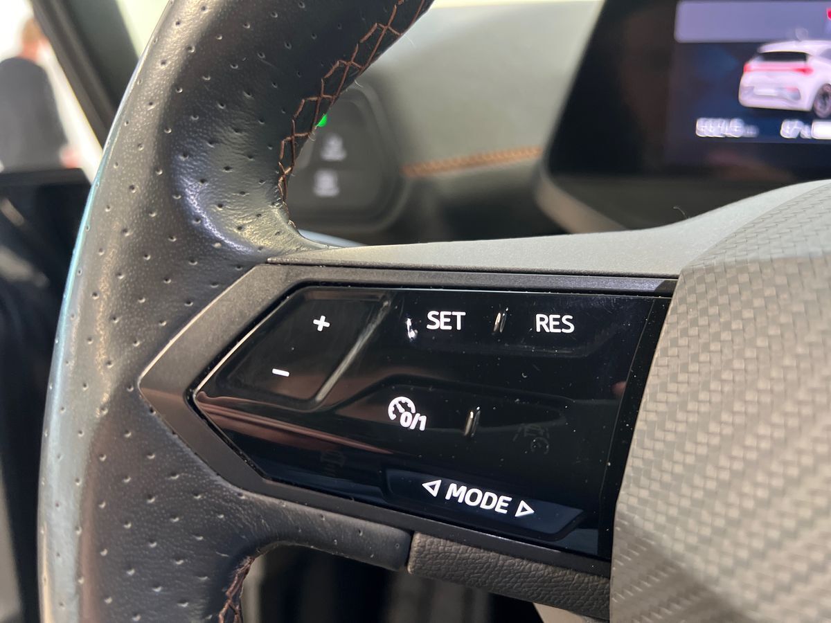 Grå Cupra Born fra 2021