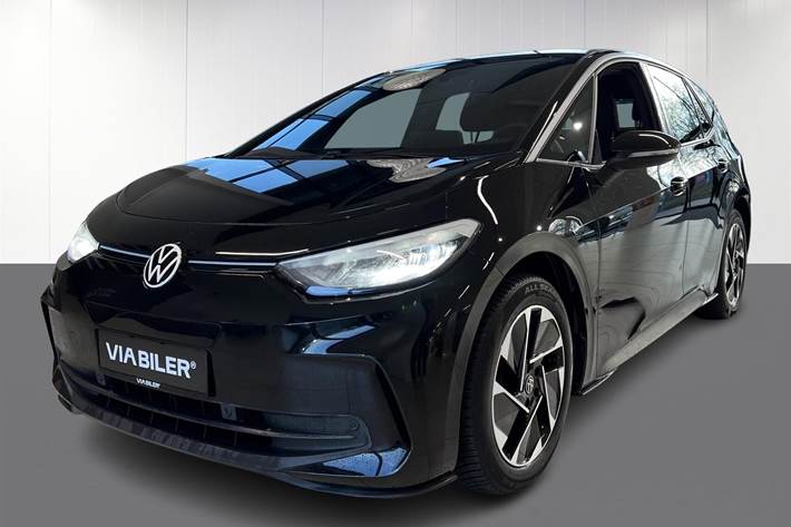 Sort VW ID.3 fra 2023 set udefra