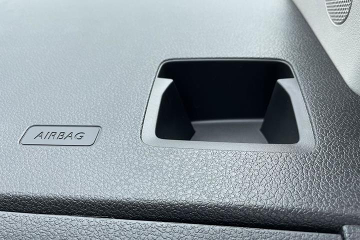 Hvid Toyota ProAce fra 2024