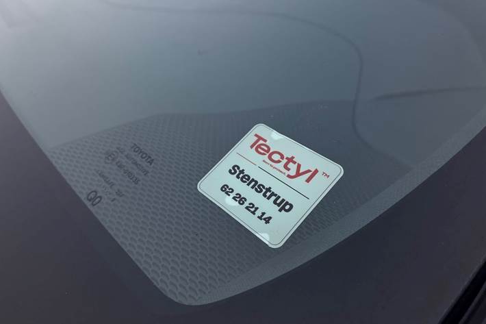 Sølv Toyota Corolla fra 2019