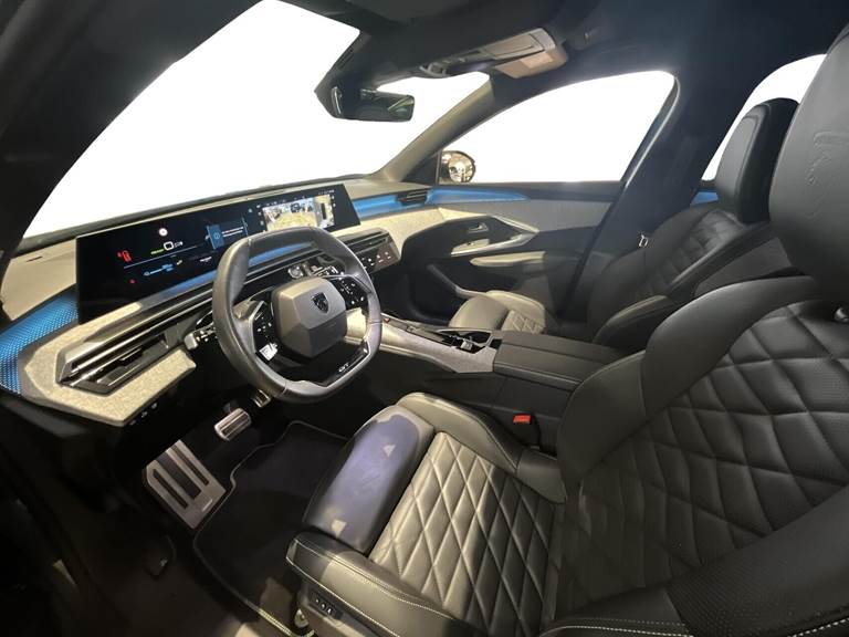 Peugeot e-5008 EL GT Pack 210HK 5d Aut.