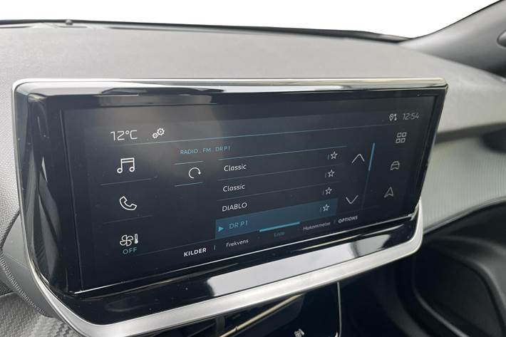 Sort Peugeot e-2008 fra 2025