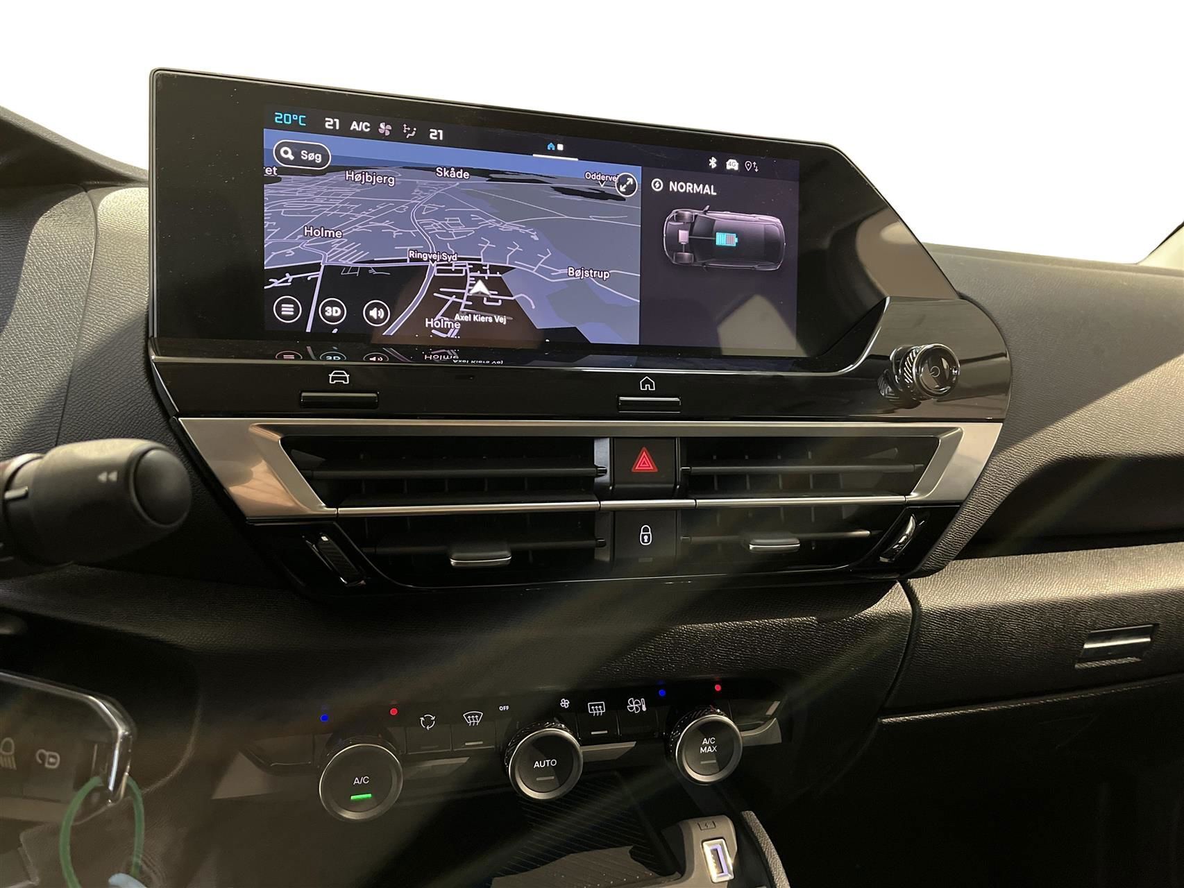 Grå Citroën ë-C4 fra 2023