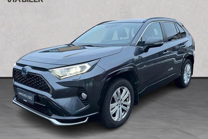 Grå Toyota RAV4 Plug-in fra 2021 set udefra